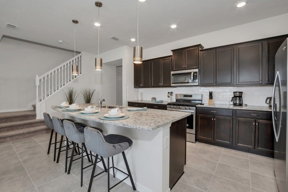 Brand New Home In Top Rated Resort Solterra 5 Bedroom Townhouse by Redawning - photo 19