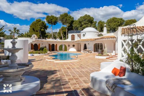 Villa Minaret by Abahana Villas — 4-Star Luxury Hotel in Benissa, Spain