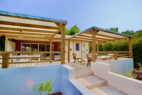 Campo Vecchio Mare et Piscine — hotel in Ghisonaccia