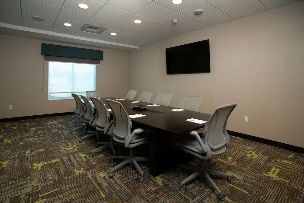 Hampton Inn & Suites Kutztown - photo 24