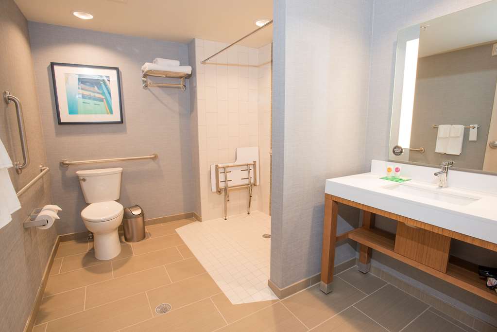 Hyatt Place Cincinnati Sharonville Convention Center - photo 23