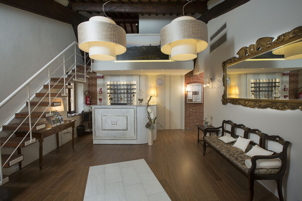 Hotel Alma Domus — Siena