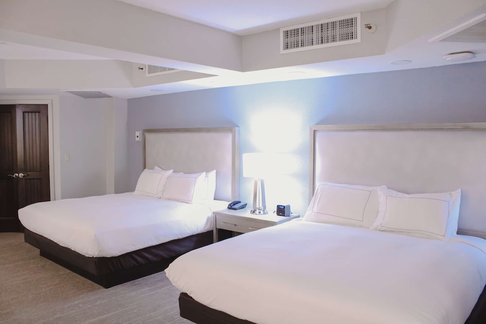 DoubleTree by Hilton Phoenix Mesa - photo 22