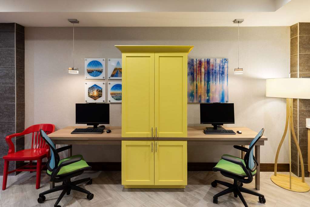 Hawthorn Extended Stay by Wyndham Kingwood Houston - photo 34