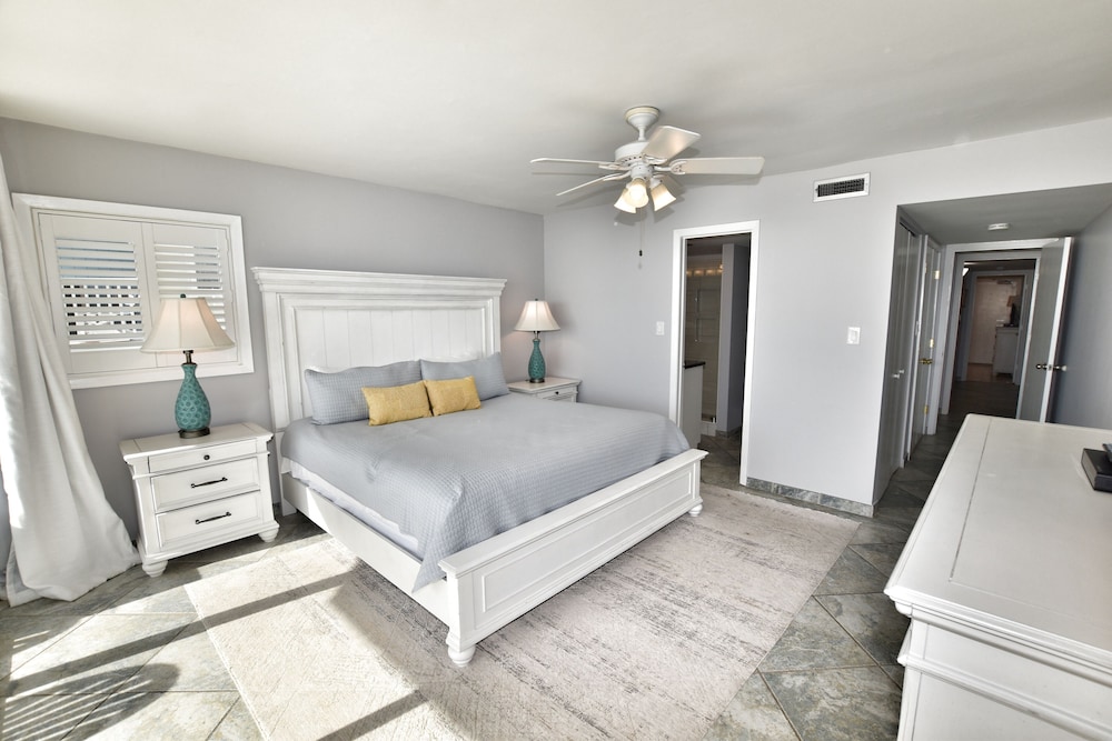 0212 Waters Edge Resort 3 Bedroom Condo by RedAwning - photo 3