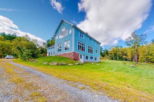 Sweet Berry Farm in Jamaica, United States