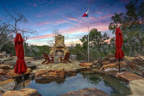 Waterfall Vista in Wimberley, United States