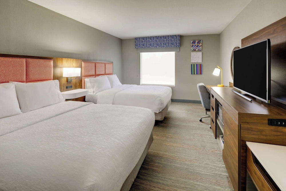 Hampton Inn & Suites St. Louis Edwardsville - photo 21