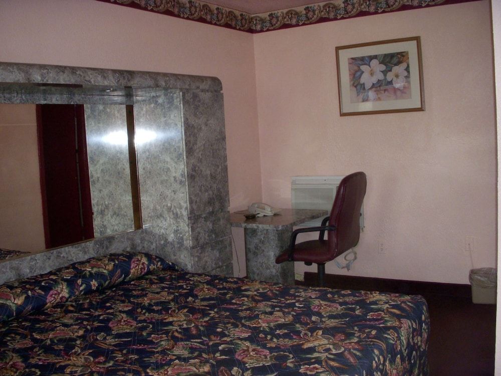 Executive Royal Inn Clewiston - photo 15