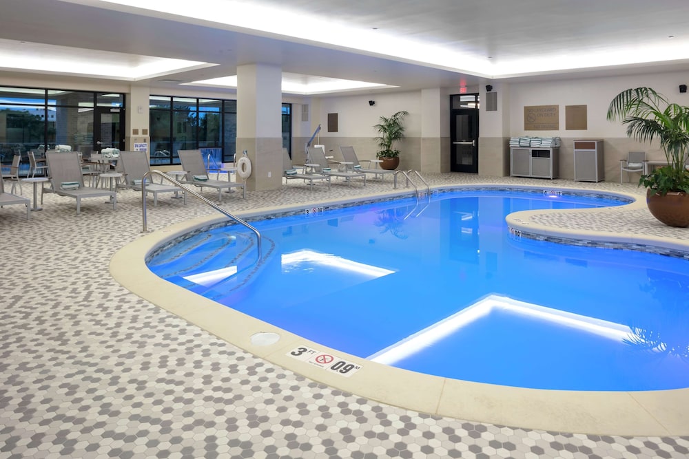 Embassy Suites by Hilton Grand Rapids Downtown MI - photo 25