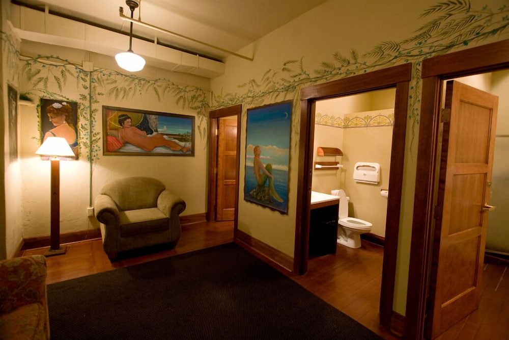 McMenamins Edgefield - photo 18
