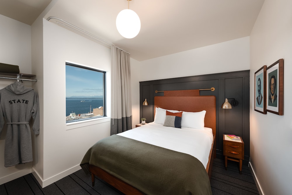 The State Hotel - photo 2