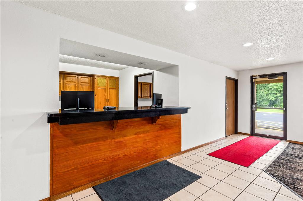 Quality Inn & Suites Howe Sturgis - photo 9