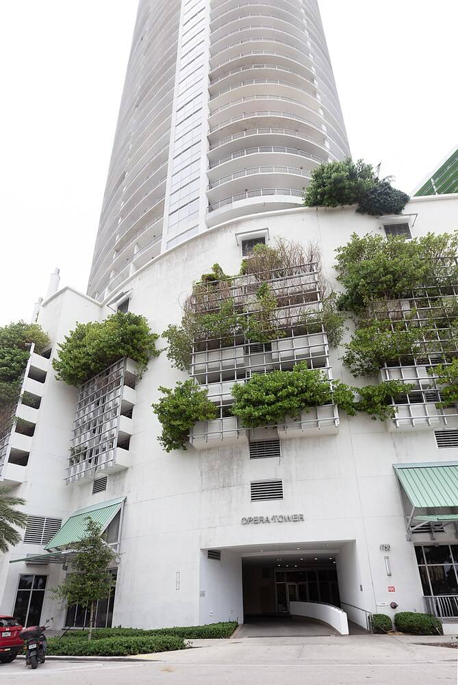 Opera Tower by Suarez Group - photo 168
