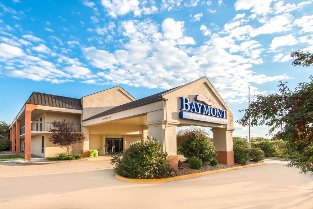 Baymont By Wyndham Topeka — Topeka