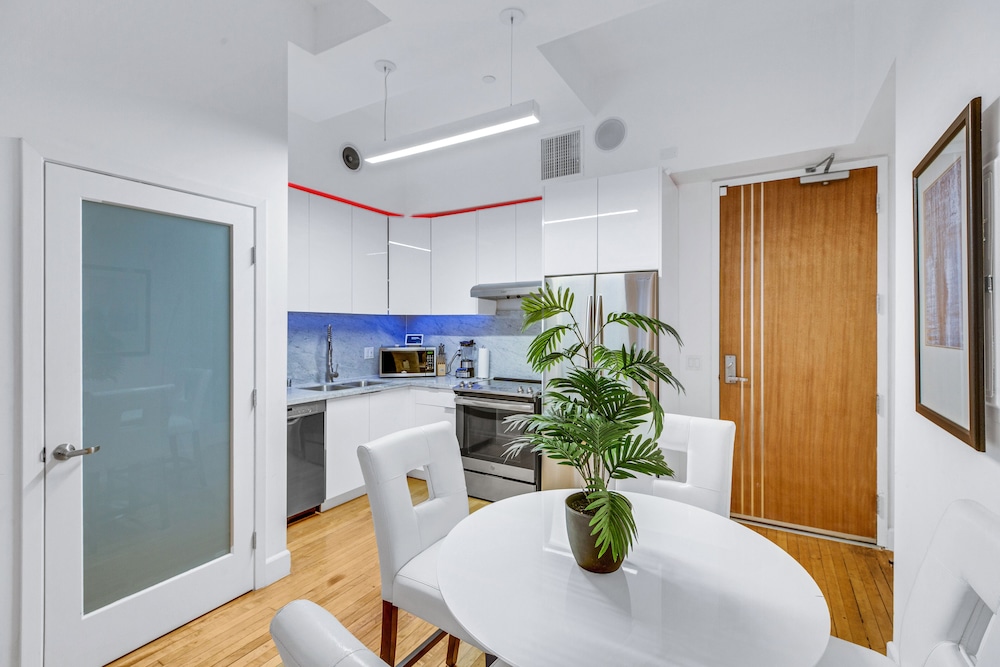 One Lux Stay HWH Downtown Los Angeles - photo 92