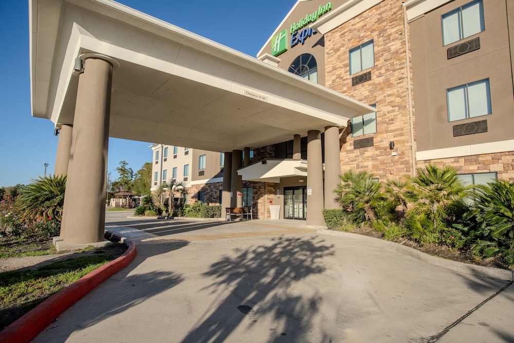 Holiday Inn Express Cleveland by IHG - photo 64