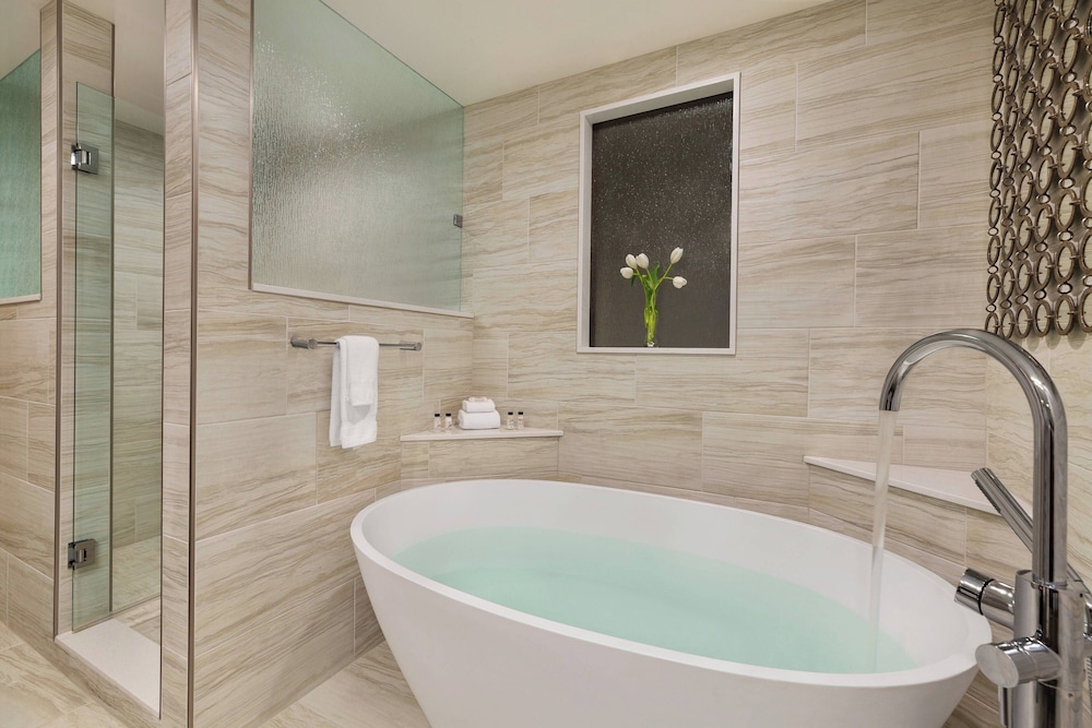 Delta Hotels by Marriott Helena Colonial - photo 14