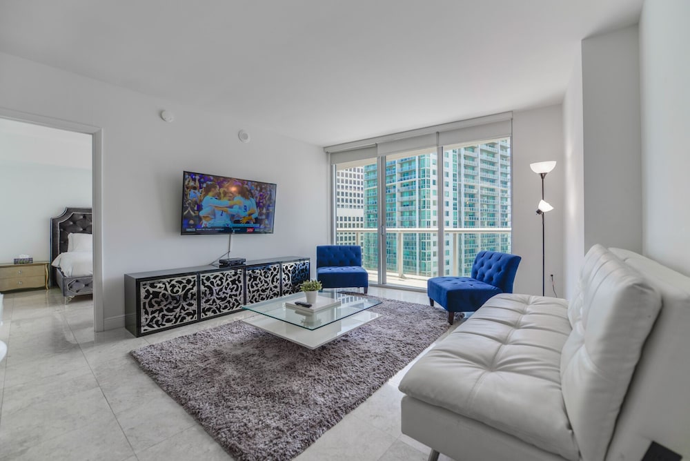 Icon Tower 3 — Miami — photo 3