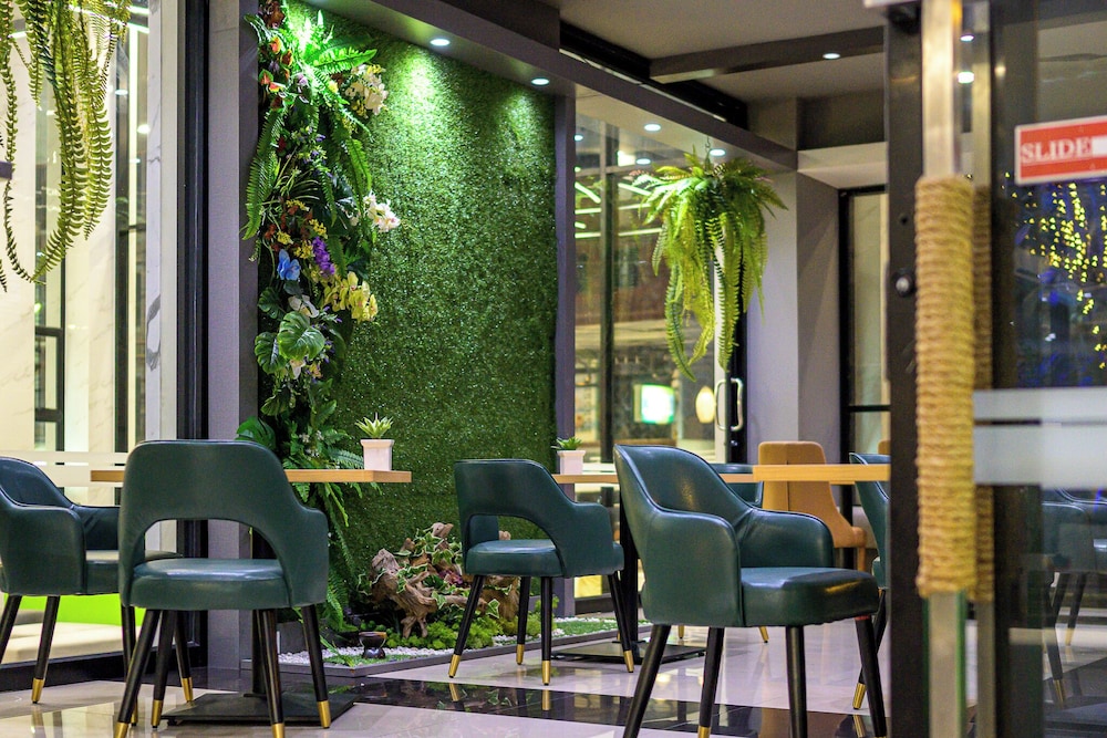 מזון ומשקאות