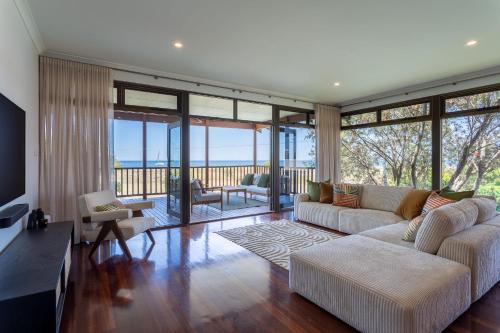 Summer of 81 I Private Properties — hotel in Vasse