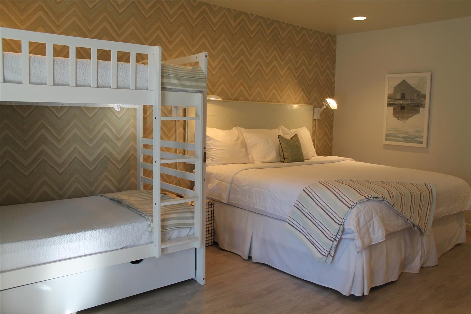 The Lodge at the Cove - photo 45