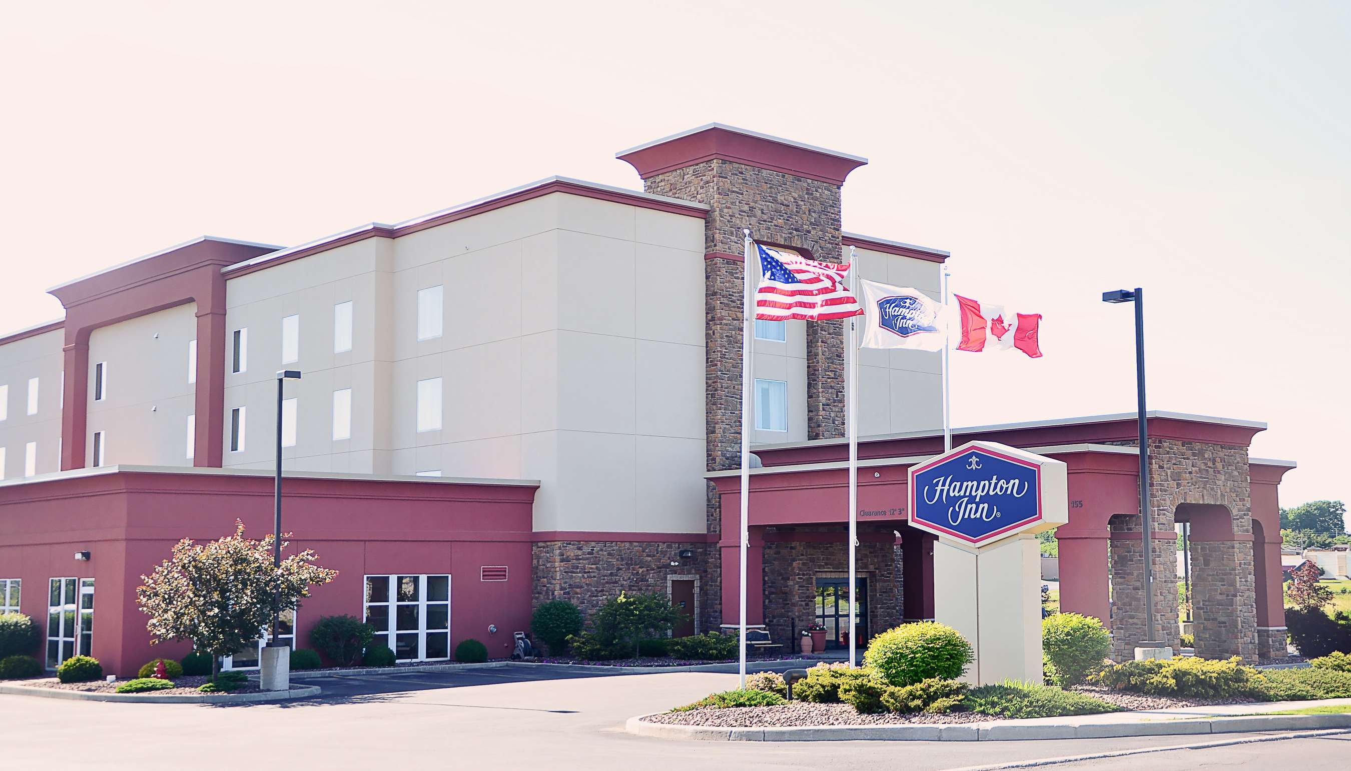 Hampton Inn Watertown - carbon neutral hotel in Watertown
