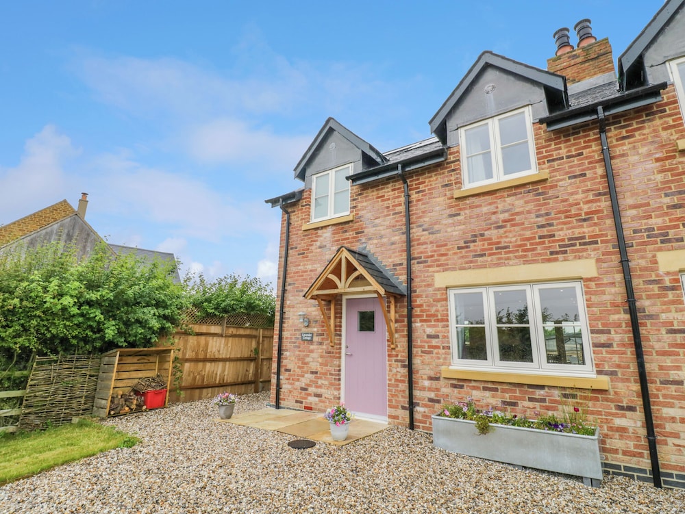 Lavender Cottage — 4-Star Luxury Hotel in Warwick, United Kingdom