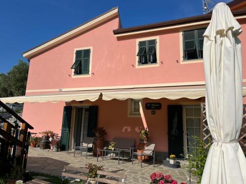 L'antico Frantoio dei nonni — 4-Star Luxury Hotel in Sestri Levante, Italy