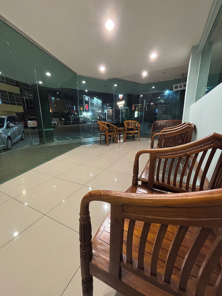 Peridonne Hotel — Malacca — photo 5