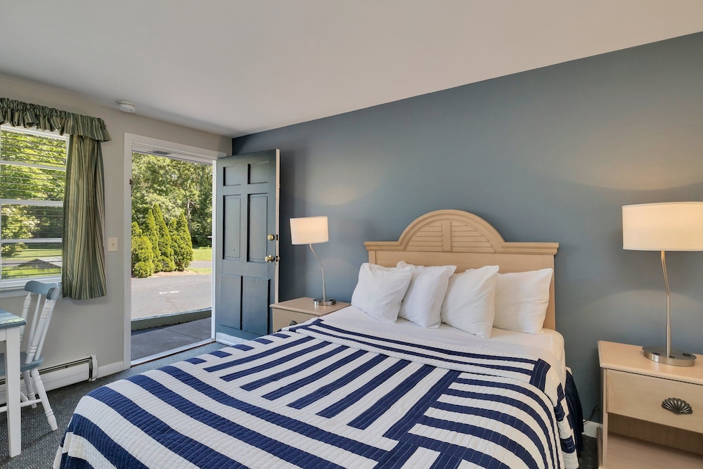 Handkerchief Shoals Inn - photo 20