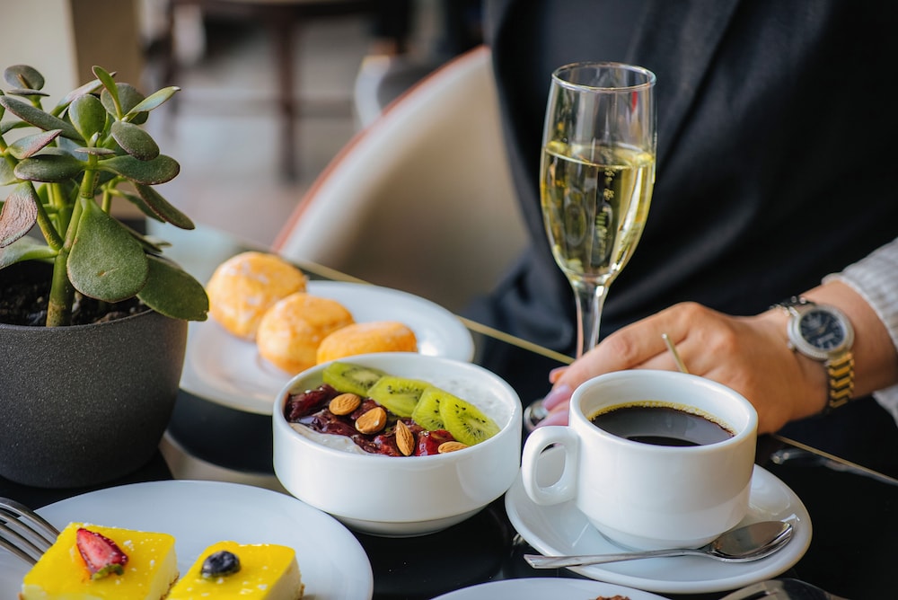 מזון ומשקאות