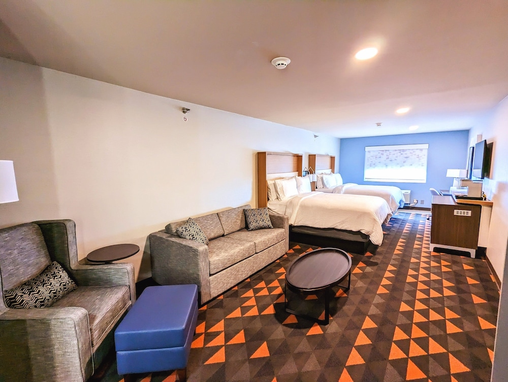 Holiday Inn Kansas City Downtown - photo 10