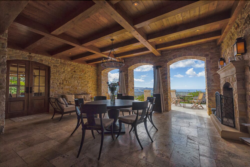 LX1 Chateau D' Renaitre Estate Carmel by the sea - photo 23
