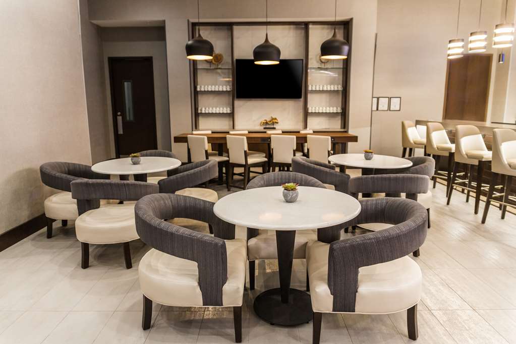 Hyatt Place Greenville Downtown - photo 17