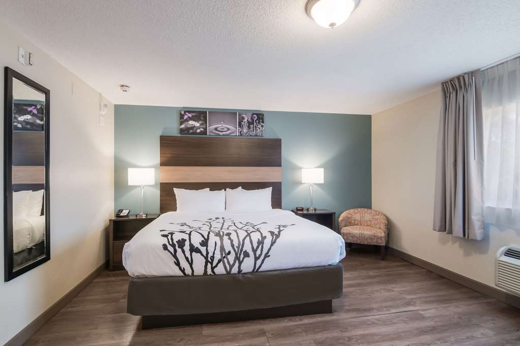 Sleep Inn & Suites Columbus near Fort Benning - photo 7