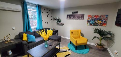 Cozy Nashville Duplex Unit B — 4-Star Luxury Hotel in Nashville, United States