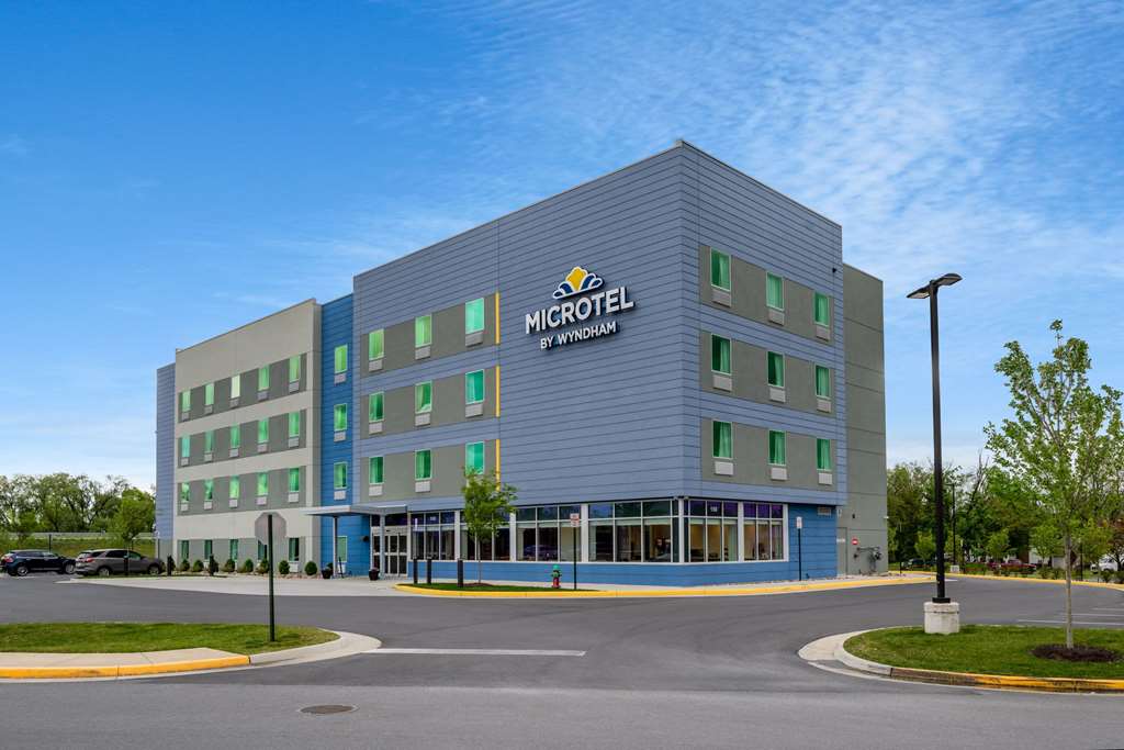 Microtel Inn & Suites by Wyndham Winchester - featured photo