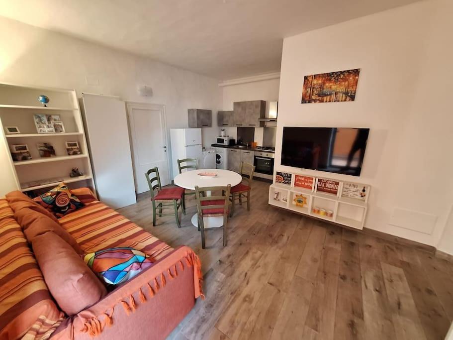 Casa Elisa Due Passi Dalla Torre Pendente — 4-Star Luxury Hotel in Pisa, Italy