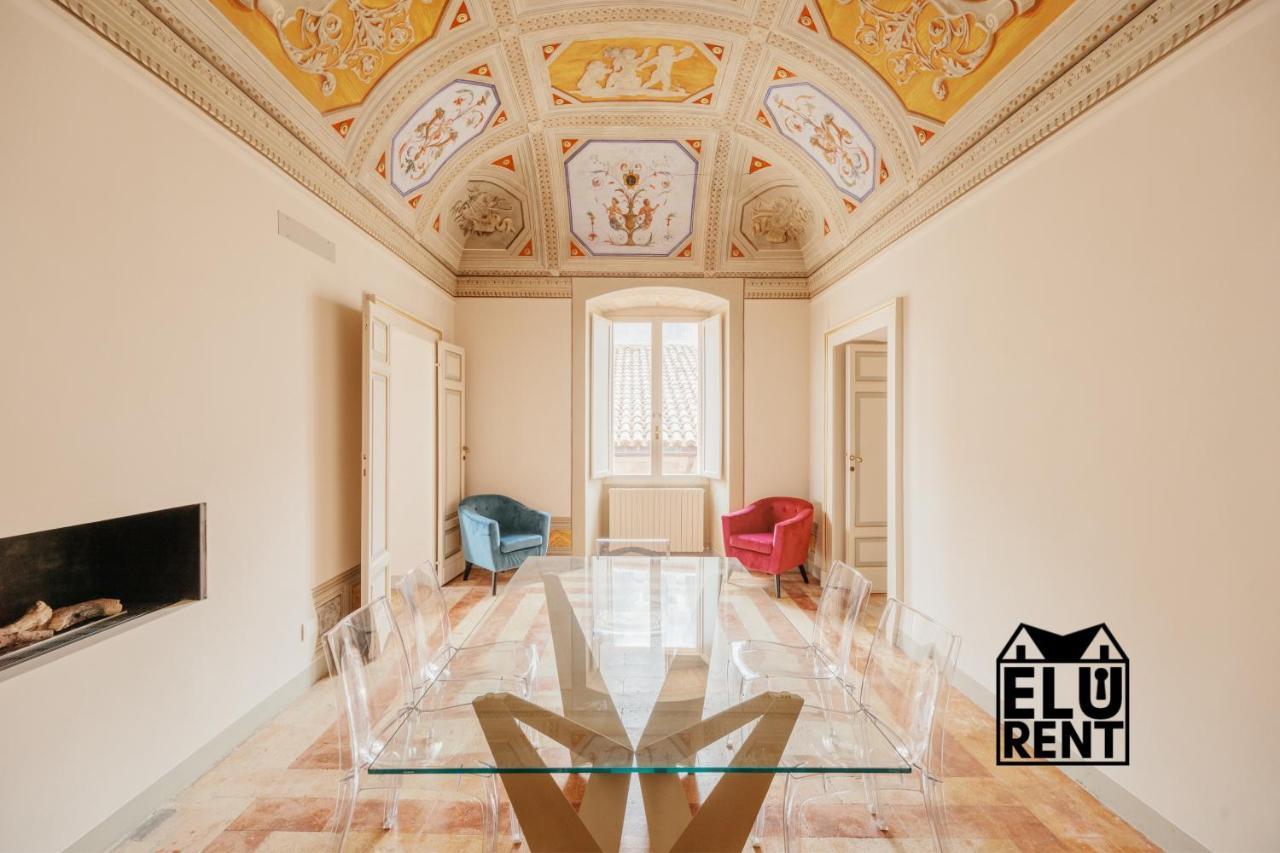 Sotto Gli Affreschi Del 1800 Con Colazione Inclusa — 4-Star Luxury Hotel in Assisi, Italy
