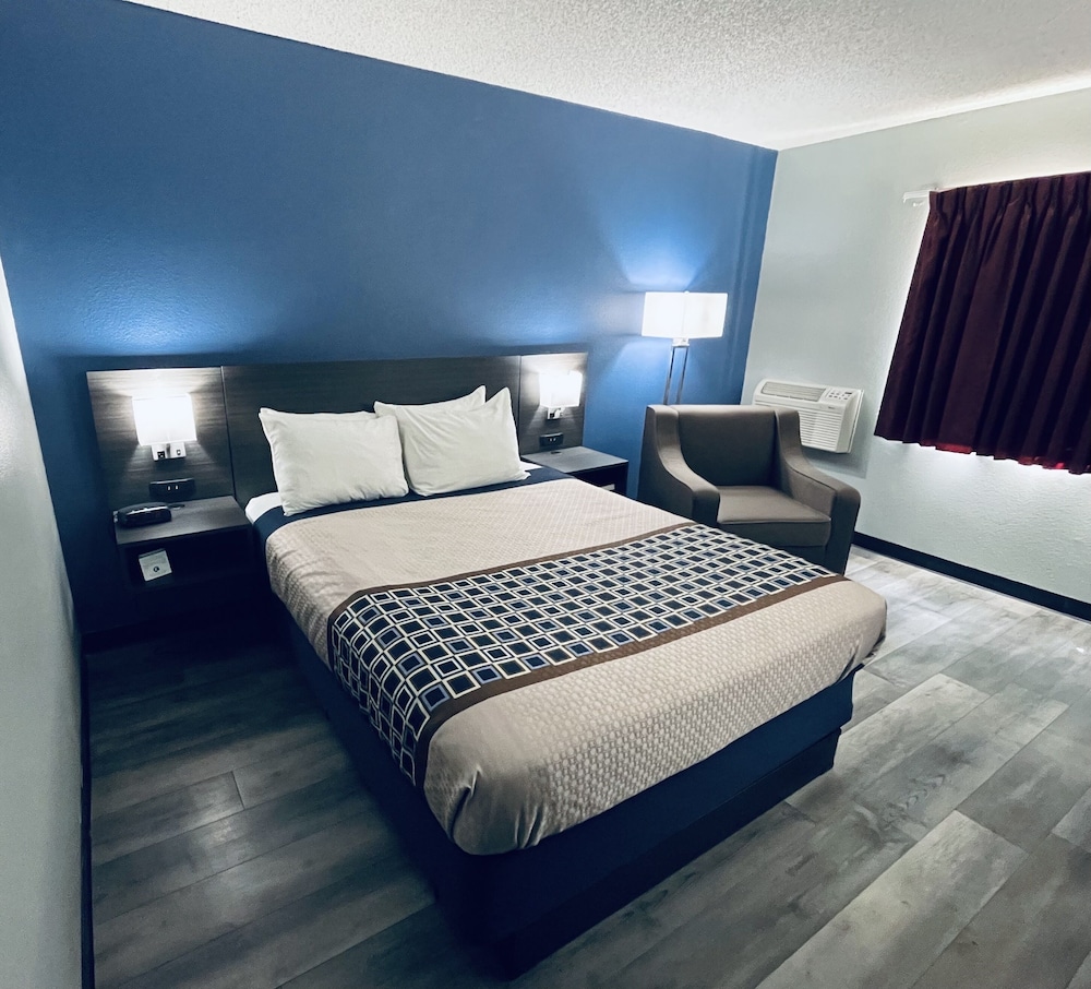 Americas Choice Inn And Suites - photo 16