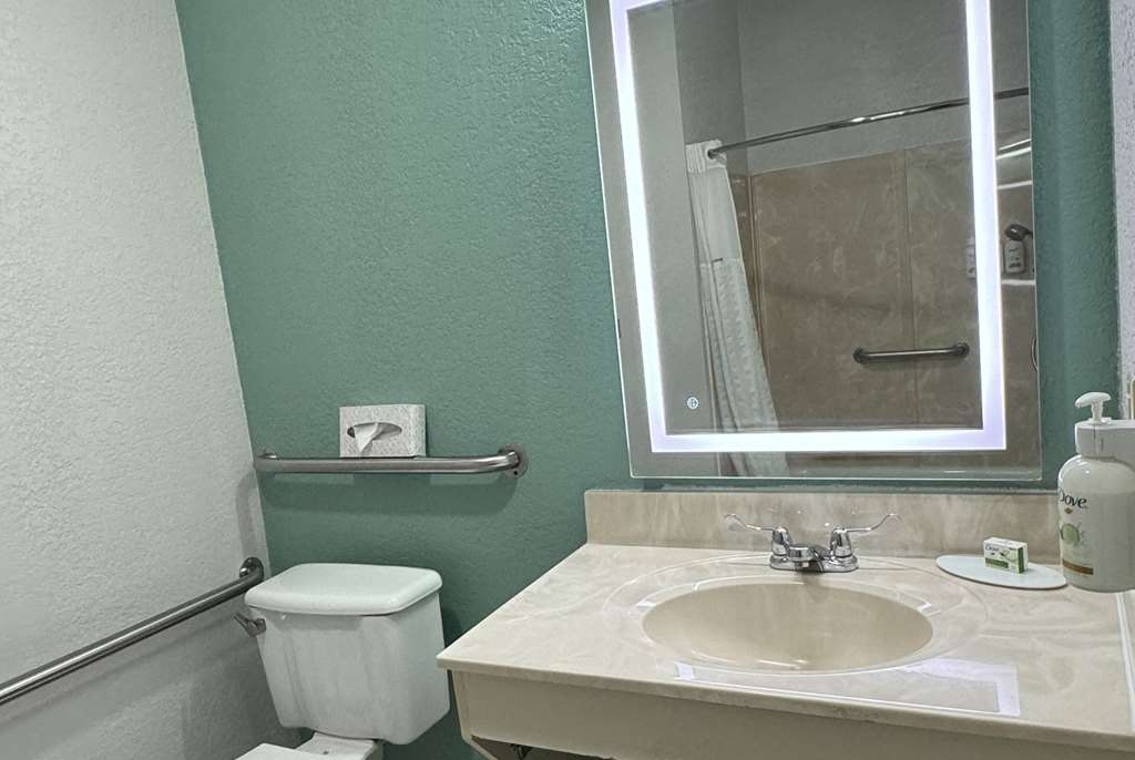 Wingate by Wyndham Sioux City - photo 28
