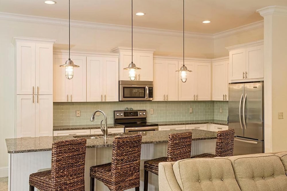 LA TERRAZZA 948A 4 Bedroom Holiday Home by Five Star Properties — 4-Star Luxury Hotel in Miramar Beach, United States