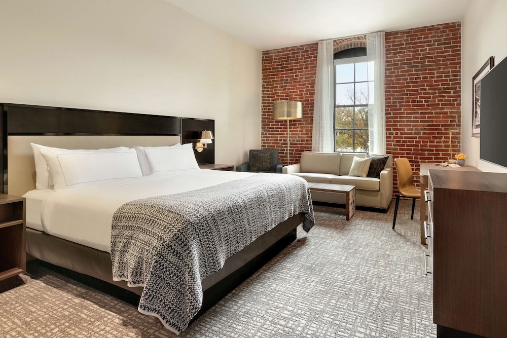 The Wilbur Lititz Tapestry Collection by Hilton - photo 35