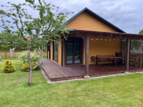 Namelis Saulės gatvėje prie Siesarties ežero in Moletai, Lithuania