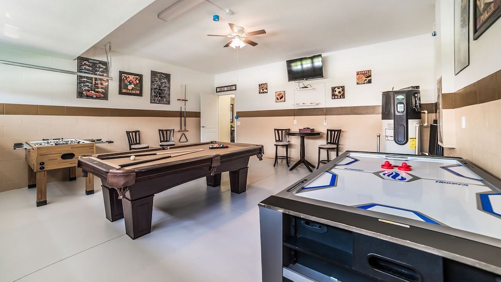 Grhmyr1461 Champions Gate Resort 6 Bed 6 Baths House - featured photo