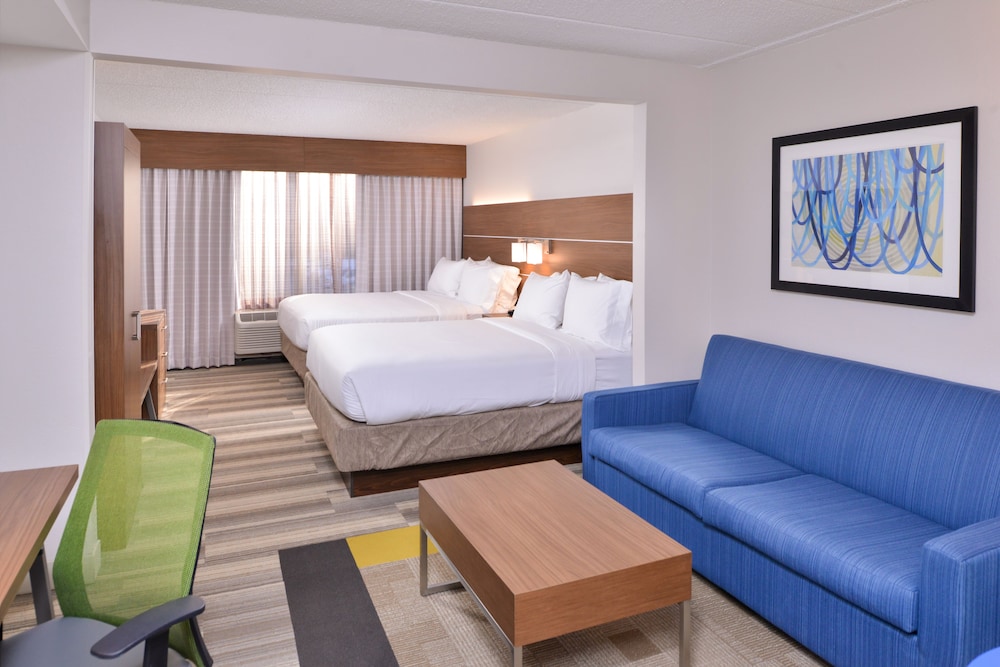 Holiday Inn Express & Suites Indianapolis Dtn Conv Ctr Area by IHG - photo 35
