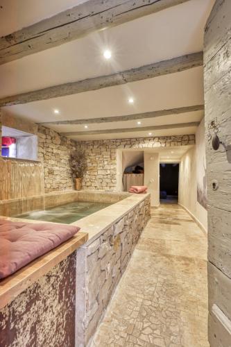 Les Jasmins en Provence - last minute hotel in Unknown City