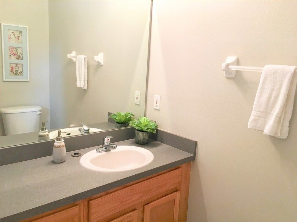 Aco238226 Emerald Island Resort 3 Bed 2.5 Baths Townhome - photo 20