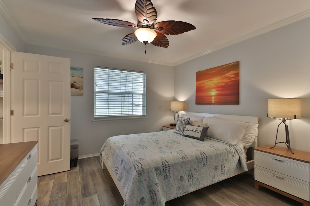 Tradewinds Beach Resort - photo 13